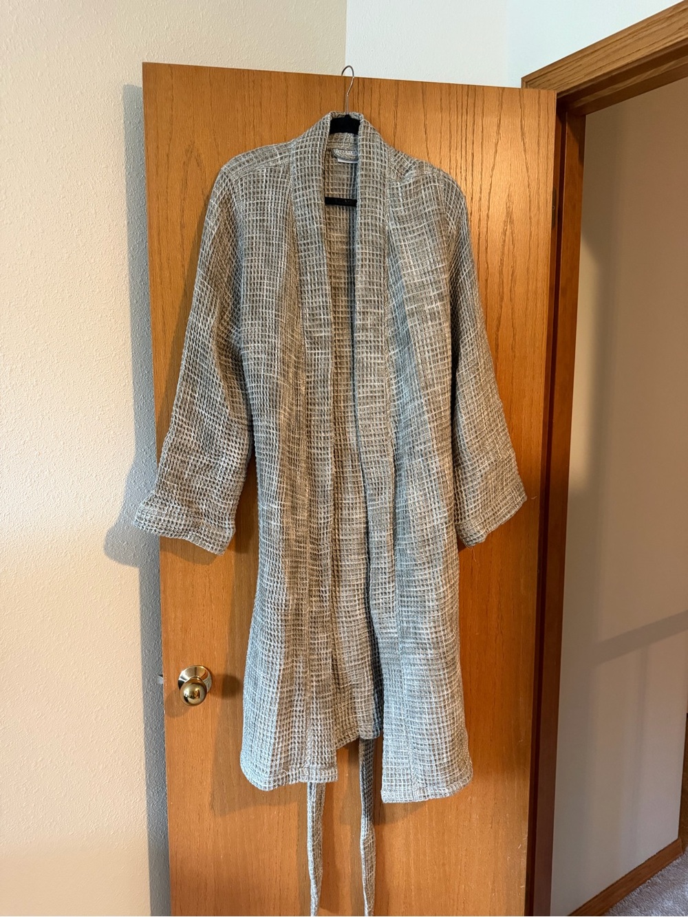 Parachute waffle-knit open-front cardigan in light gray